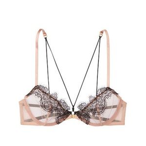 NWOT unlined Demi bra